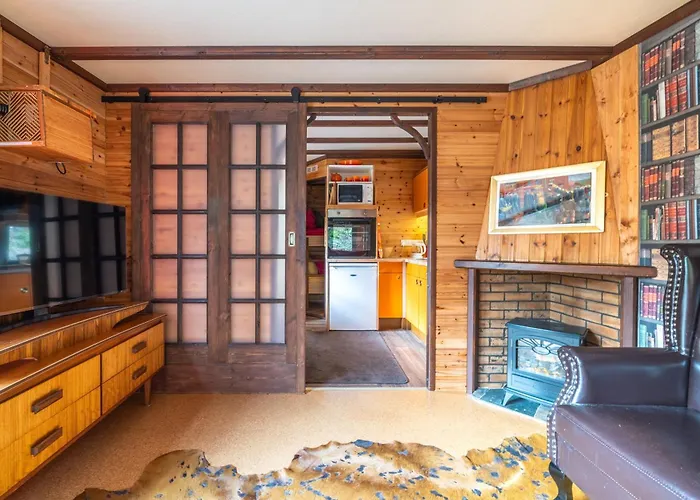 Bright Tarn - Neaum Crag Estate *